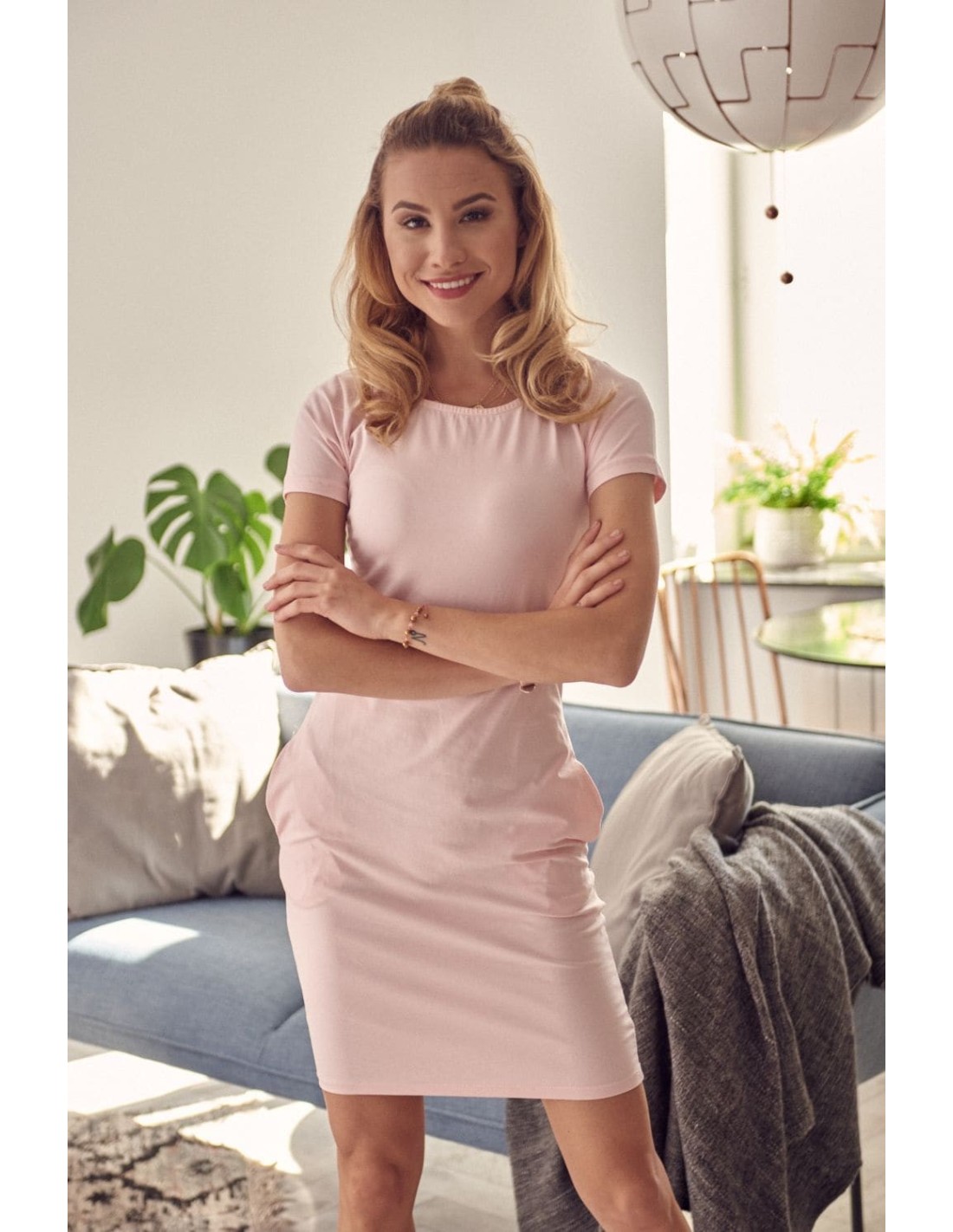 Basic-Kleid mit kurzen Ärmeln, pudrig 9967 - Online-Shop - Boutique